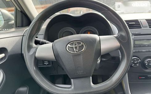 Toyota Corolla 2010 - фото 13
