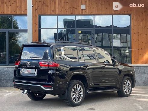 Toyota Land Cruiser 300 2021 - фото 6