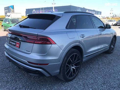 Audi Q8 2019 серый - фото 7