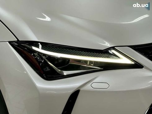 Lexus UX 2019 - фото 2