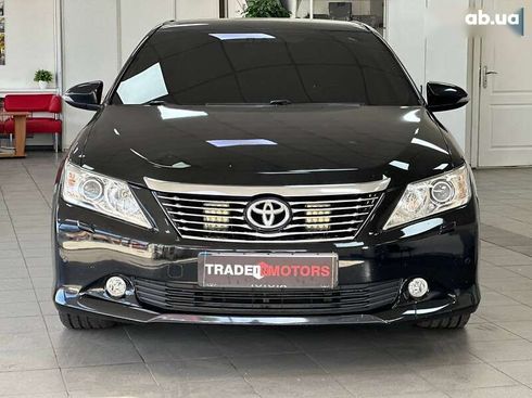 Toyota Camry 2012 - фото 3