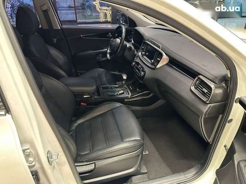 Kia Sorento 2017 - фото 20