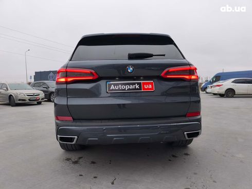 BMW X5 2018 серый - фото 7