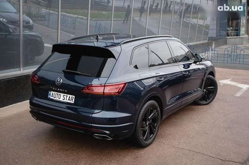 Volkswagen Touareg 2023 - фото 8