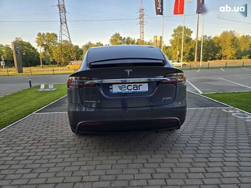Tesla Model X 2018 - фото 12