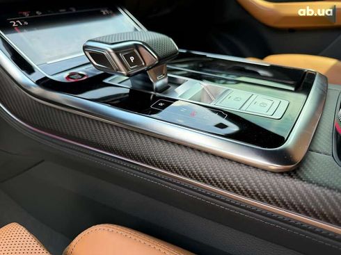 Audi RS Q8 2021 - фото 28