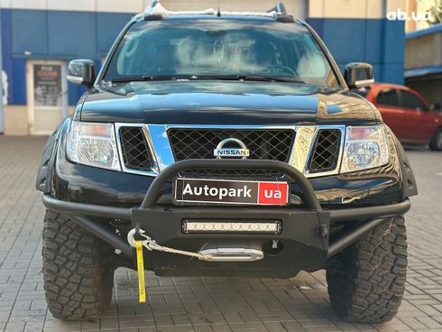 Nissan Navara 2014 черный - фото 2