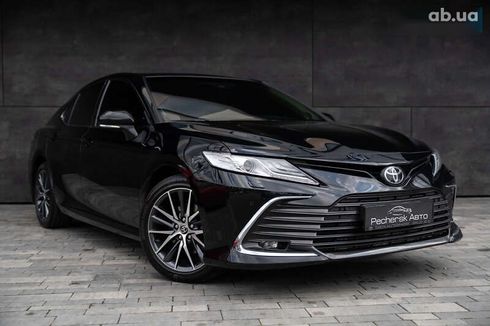 Toyota Camry 2021 - фото 5