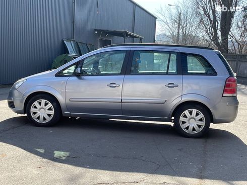 Opel Zafira 2006 серый - фото 10