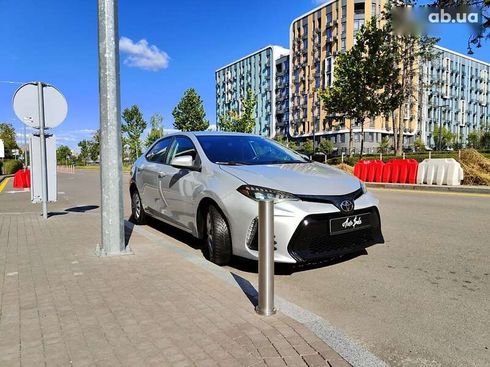 Toyota Corolla 2019 - фото 27