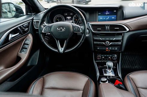 Infiniti QX30 2018 - фото 21