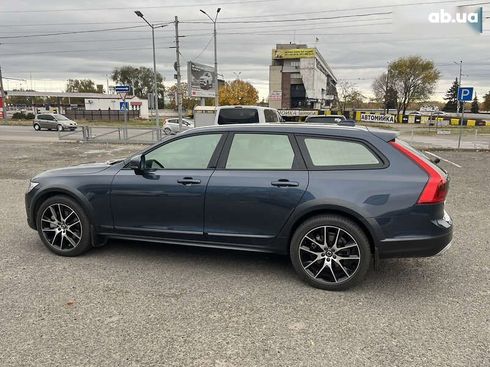 Volvo V90 Cross Country 2020 - фото 12