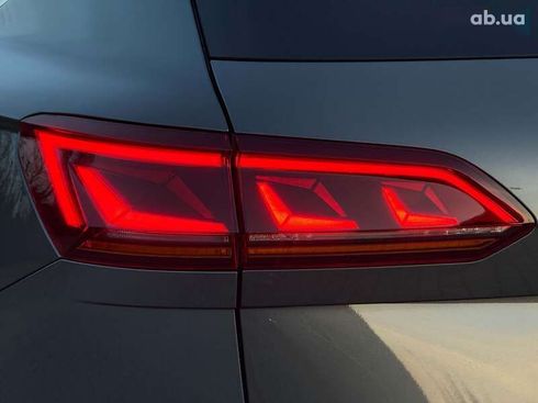 Volkswagen Touareg 2020 - фото 22