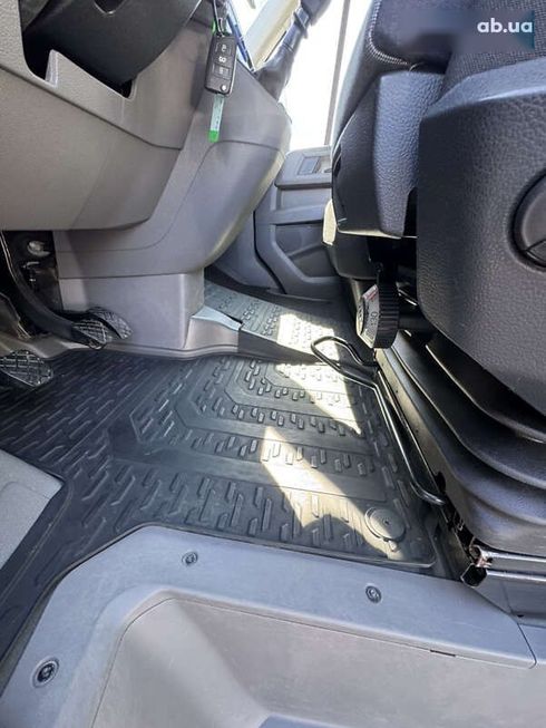Volkswagen Crafter 2019 - фото 17