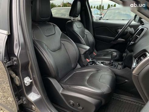 Jeep Cherokee 2018 - фото 24