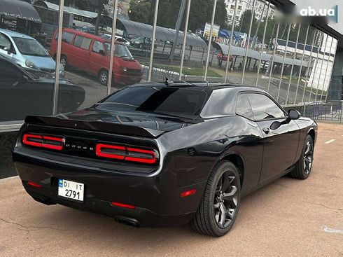 Dodge Challenger 2017 - фото 4