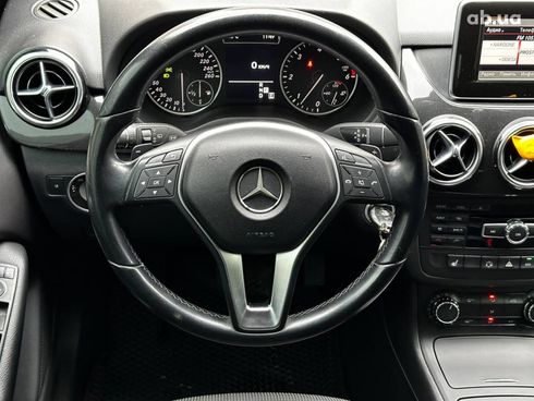 Mercedes-Benz V-Класс 2013 черный - фото 32