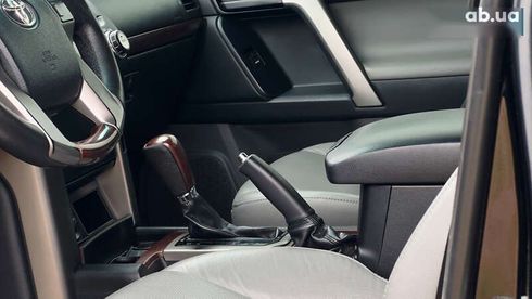 Toyota Land Cruiser Prado 2010 - фото 10