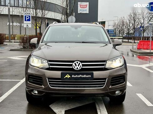 Volkswagen Touareg 2012 - фото 3