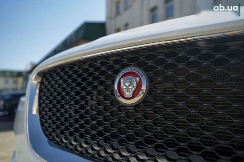 Jaguar F-Pace 2020 - фото 9