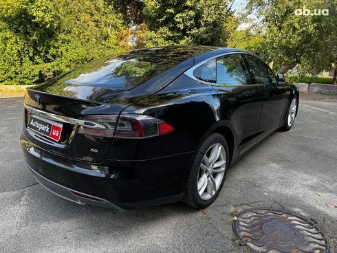 Tesla Model S 2014 черный - фото 7