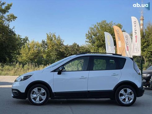 Renault Scenic 2013 - фото 12