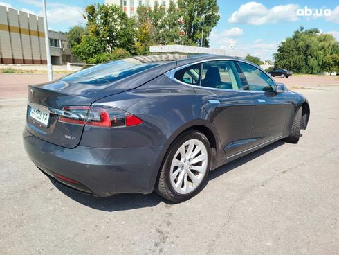 Tesla Model S 2018 серый - фото 9