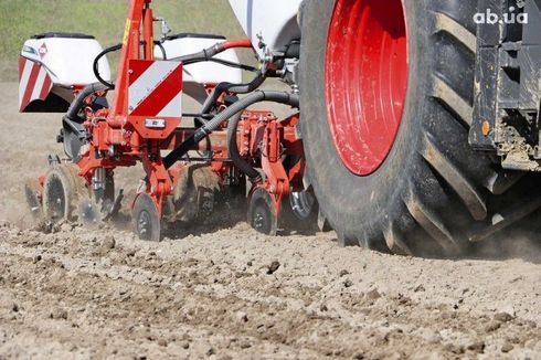 Kuhn Kosma M 8R 2025 - фото 9