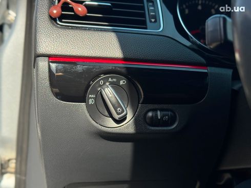 Volkswagen Jetta 2015 серый - фото 24
