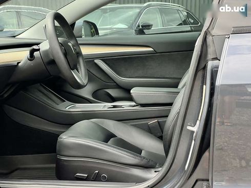 Tesla Model 3 2021 - фото 22