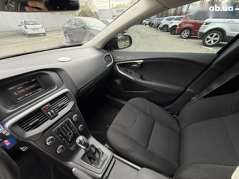 Volvo V40 Cross Country 2014 - фото 21