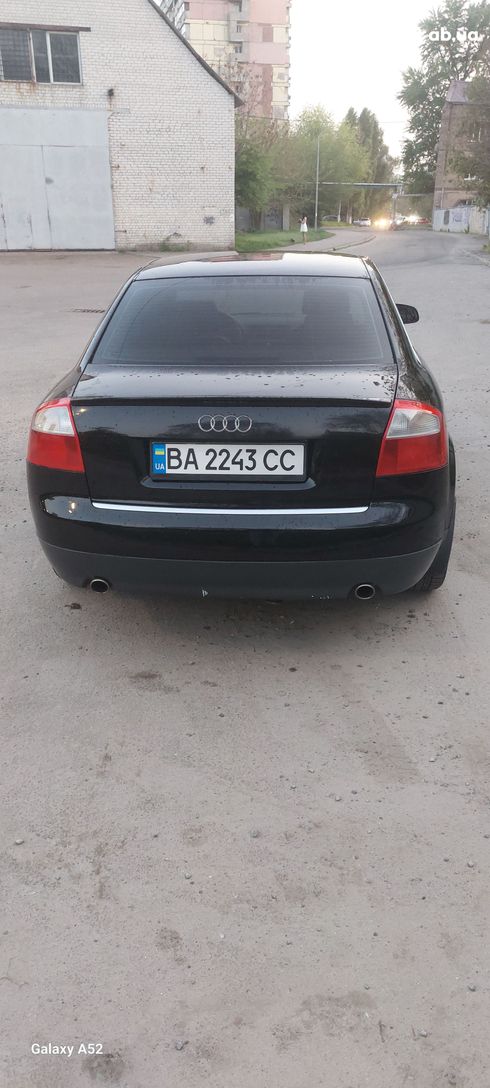 Audi A4 2003 черный - фото 14