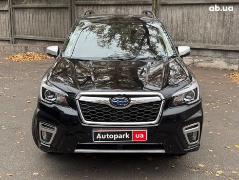 Subaru Forester 2019 черный - фото 2