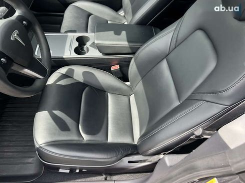 Tesla Model 3 2021 - фото 25