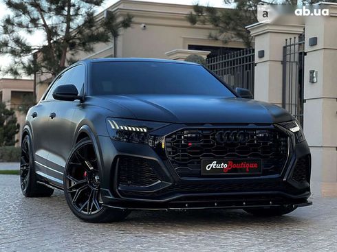 Audi RS Q8 2021 - фото 28