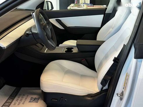 Tesla Model Y 2021 - фото 15