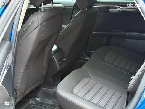 Ford Fusion 2020 синий - фото 14