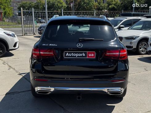 Mercedes-Benz GLC-Класс 2018 черный - фото 7