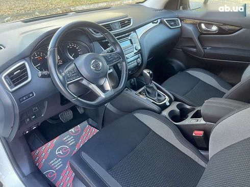 Nissan Qashqai 2021 - фото 21