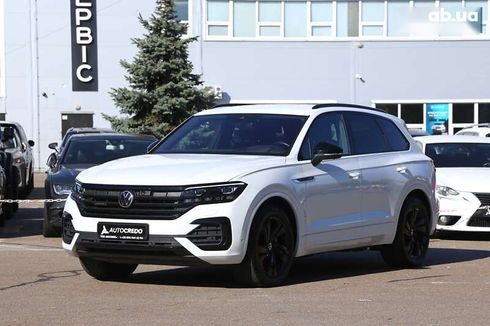 Volkswagen Touareg 2023 - фото 3