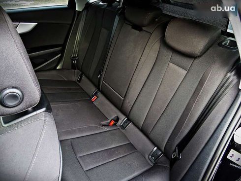 Audi A4 2018 - фото 16