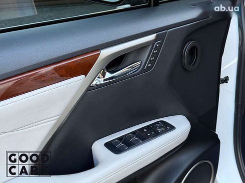 Lexus RX 2018 - фото 25