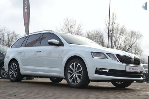 Skoda Octavia 2017 - фото 6