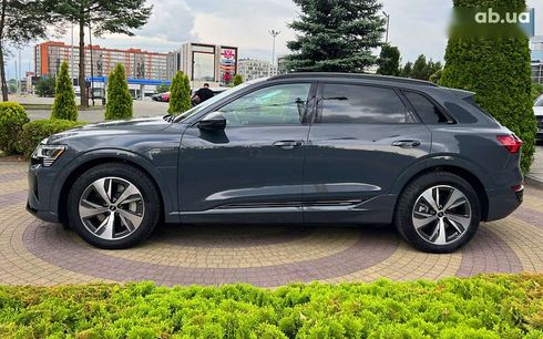 Audi Q8 e-tron 2024 - фото 4
