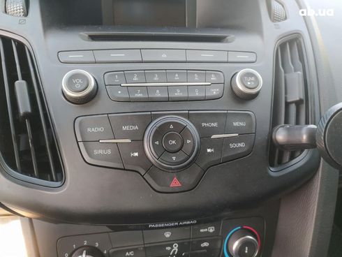 Ford Focus 2016 серый - фото 30