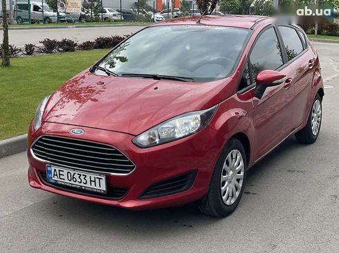 Ford Fiesta 2015 - фото 8