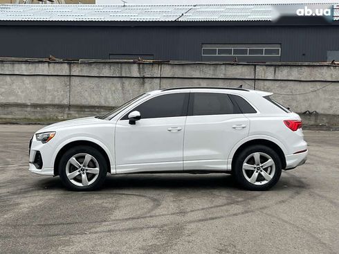 Audi Q3 2019 - фото 6