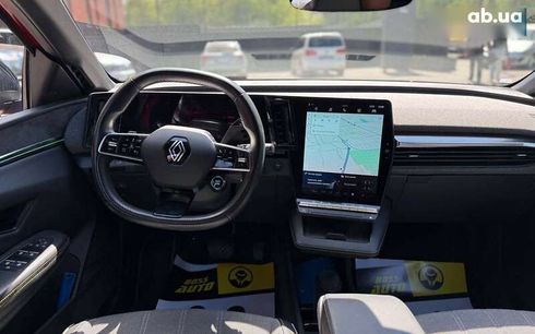 Renault Megane 2023 - фото 18