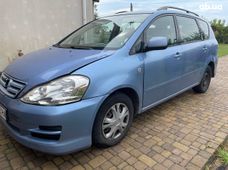 Продаж вживаних Toyota Avensis Verso 2003 року - купити на Автобазарі