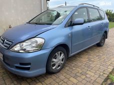 Продажа б/у Toyota Avensis Verso 2003 года - купить на Автобазаре